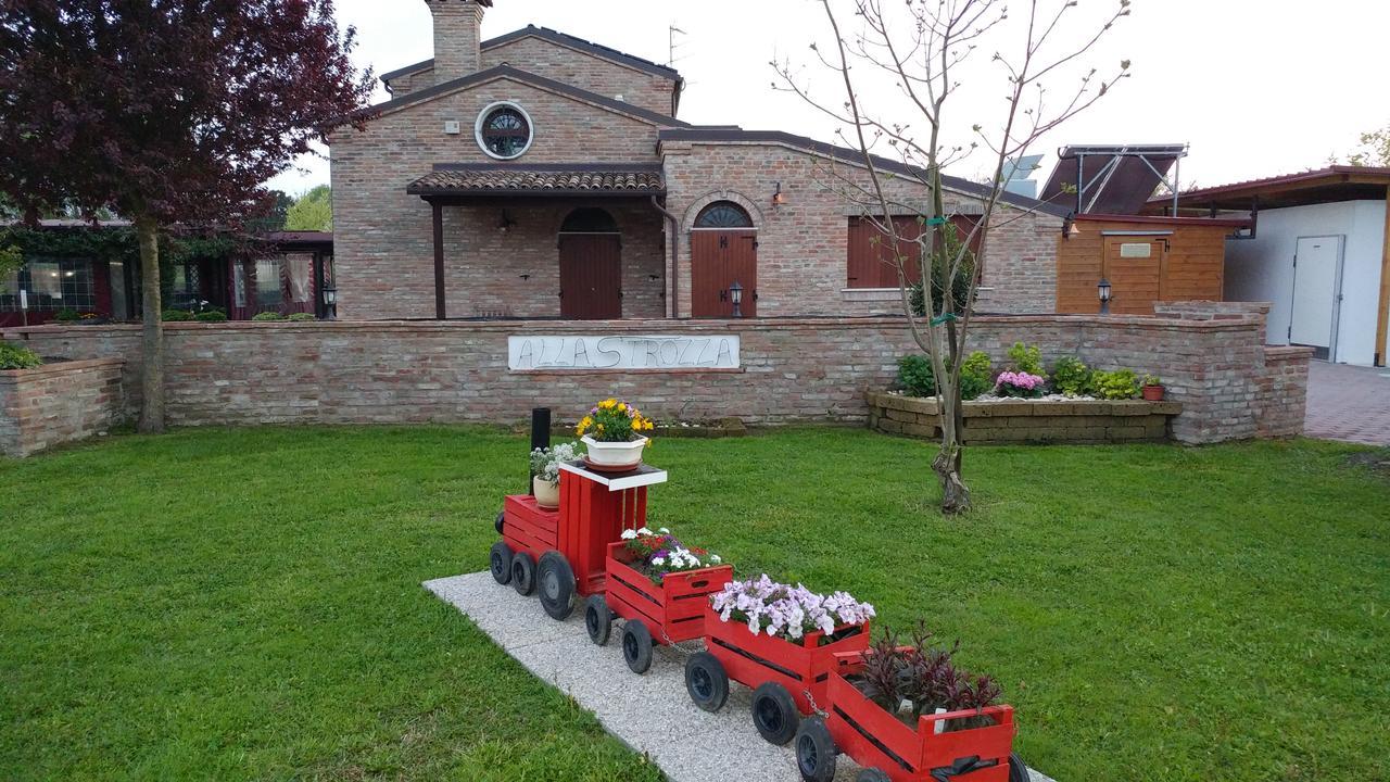 Вилла Agriturismo Alla Strozza Voghenza Экстерьер фото